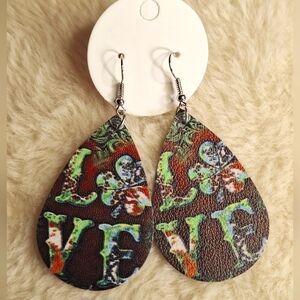 St Patricks Day Earrings New Faux Leather Teardrop Love Lightweight